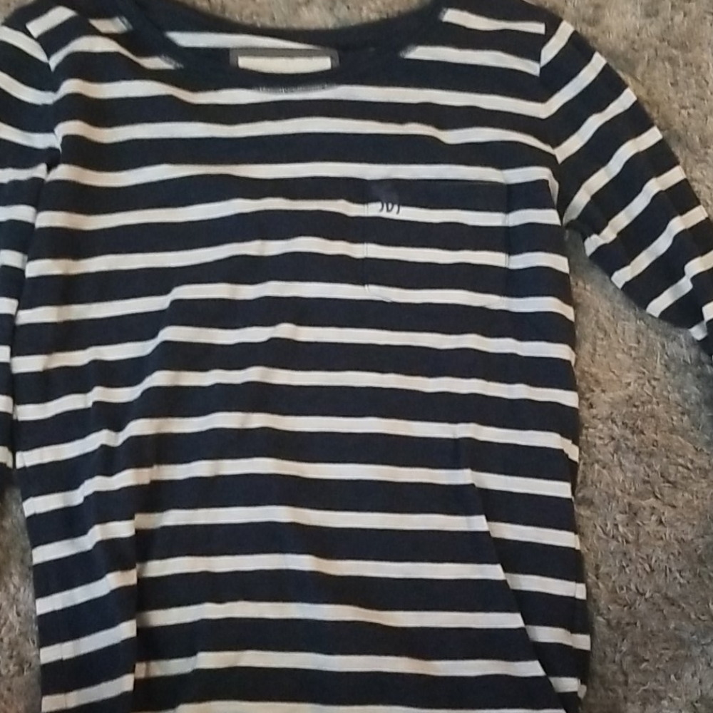Juniors long sleeve shirt